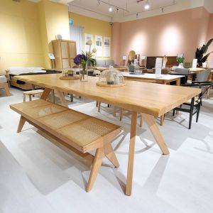 Guri Solid Oak Wood Slab Dining Table (1.6m - 2.4m)