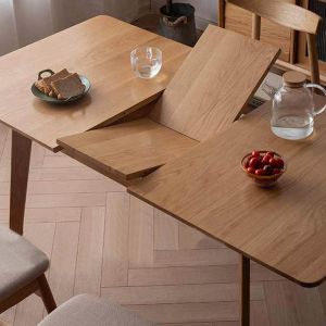 Guri Scandinavian Solid Wood Extendable Dining Table (1400 - 1800)